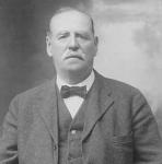 Edward Nelson (Amilia's Father)