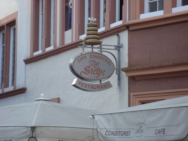 Cafe Konditorei  Zur Streipe ( pastrieshop)